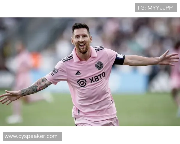 年新最高的足球明星崛起背后的故事与成就分析